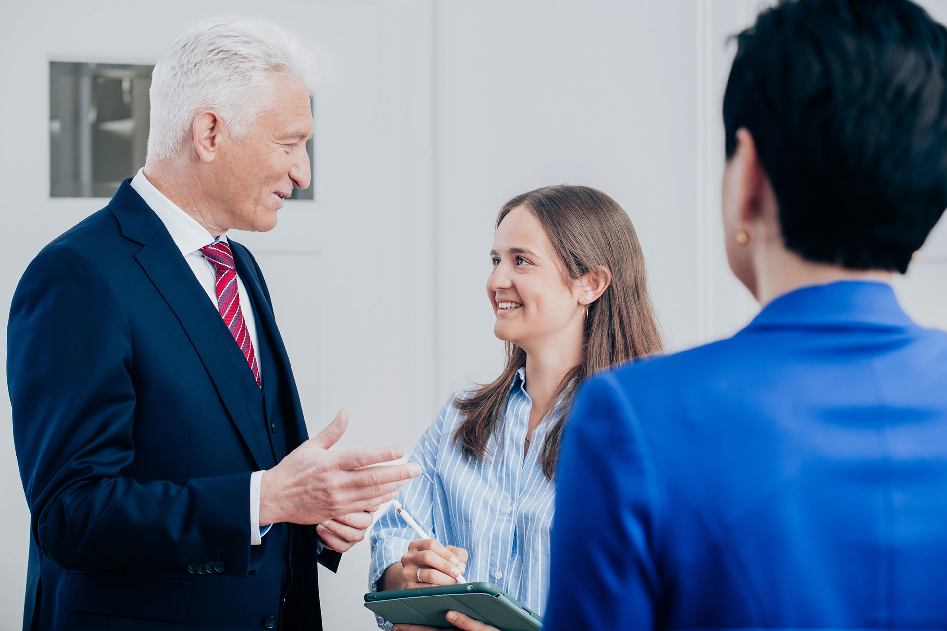 Mentees und Mentorinnen im Cross Mentoring: Erfahrungsaustausch und individuelle Entwicklung.